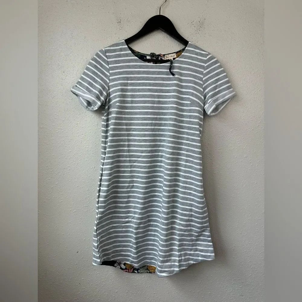 NWT Hem and Thread Women’s Dress
